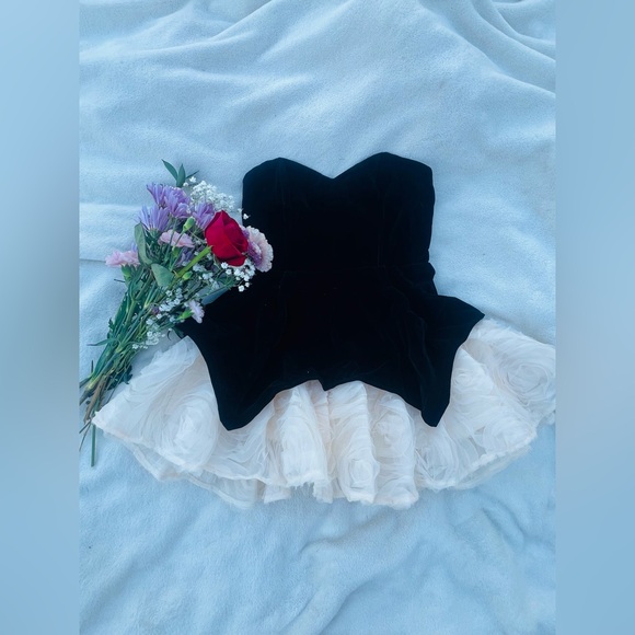 Fashion Nova Black Velvet & Rosette Mini Dress – Size M (NWT) - Picture 6 of 8